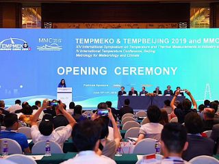 康斯特?cái)yAdditel及長峰參加2019國際溫度計(jì)量大會